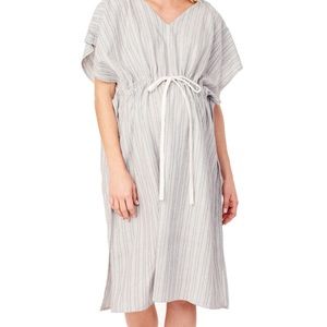 James Fox Co. x Ingrid & Isabel Hospital Maternity Nursing Gown